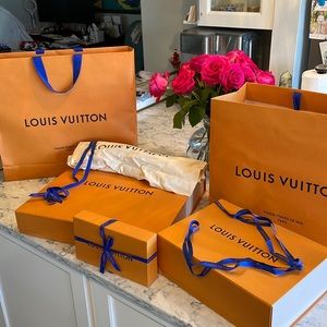 LOUIS VUITTON Embossed Logo Gift box, bag, ribbon and dust bags